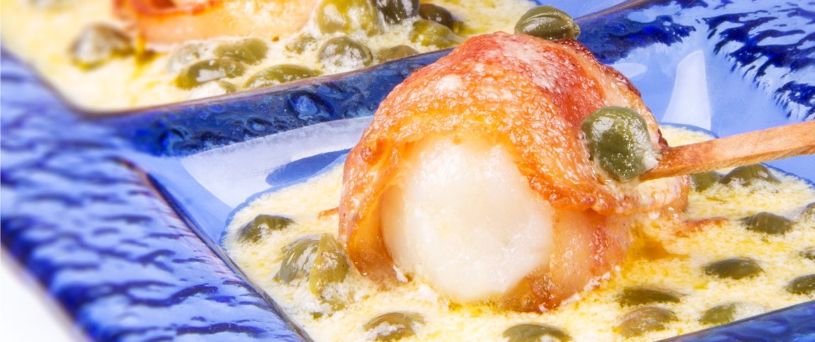 Hero - Full Width/performancefoodservice-Recipes-BACON_WRPPED_SCALLOPS2-heroFull