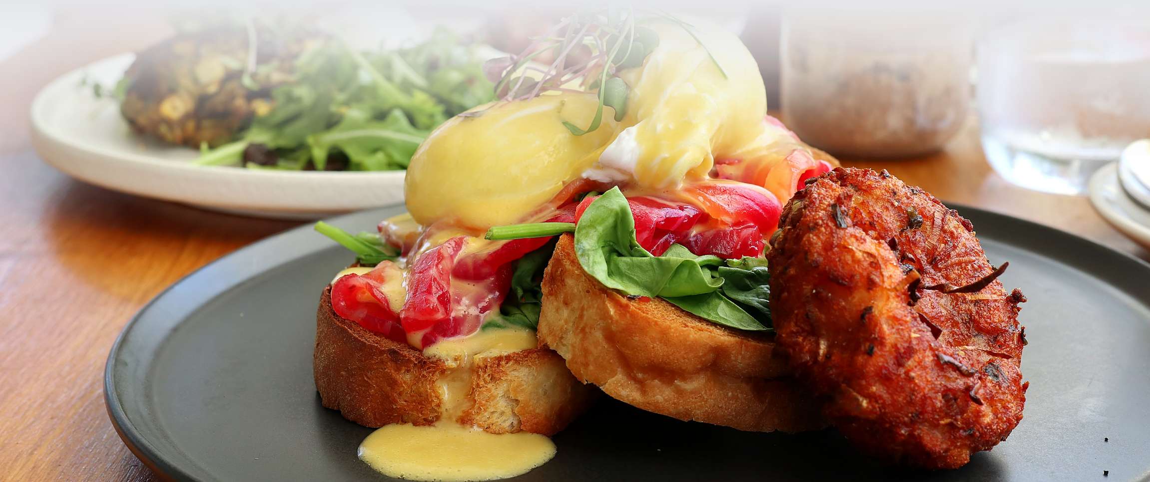 Articles/Performancefoodservice-GetInspired-Sauce_Studies-herofull