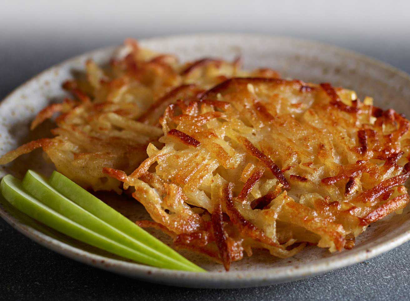 Hero - Half Width/performancefoodservice-Recipes-APPLELATKES-heroHalf