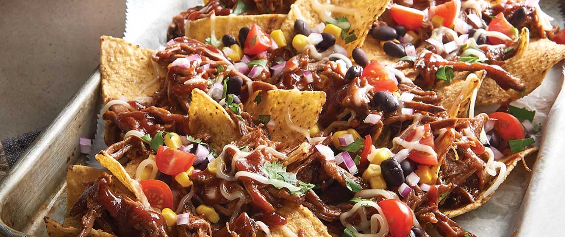 Hero - Full Width/performancefoodservice-Recipes-BBQ_SHRED_BEEF_NACHOS-heroFull