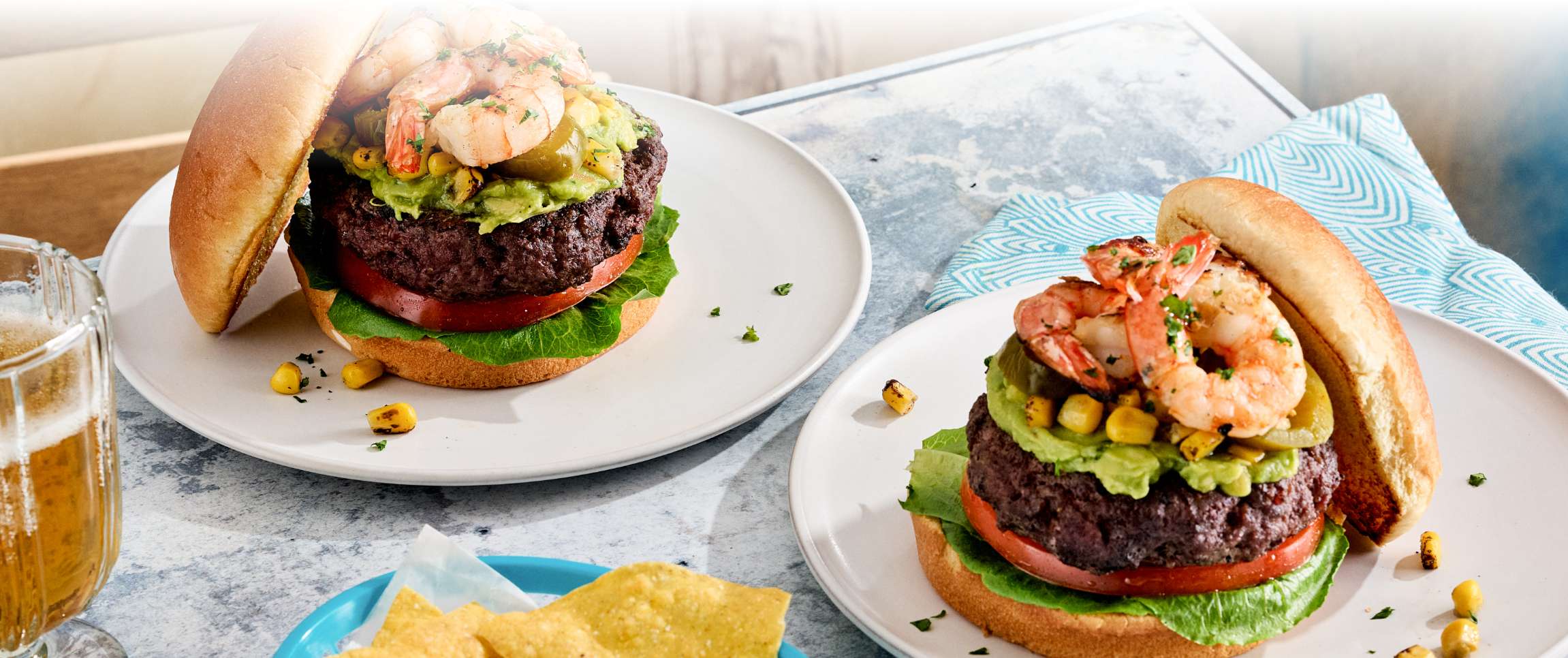 Hero - Full Width/Performancefoodservice-DISHRecipes-Braveheart_Sunshine_Keys_Burger-herofull