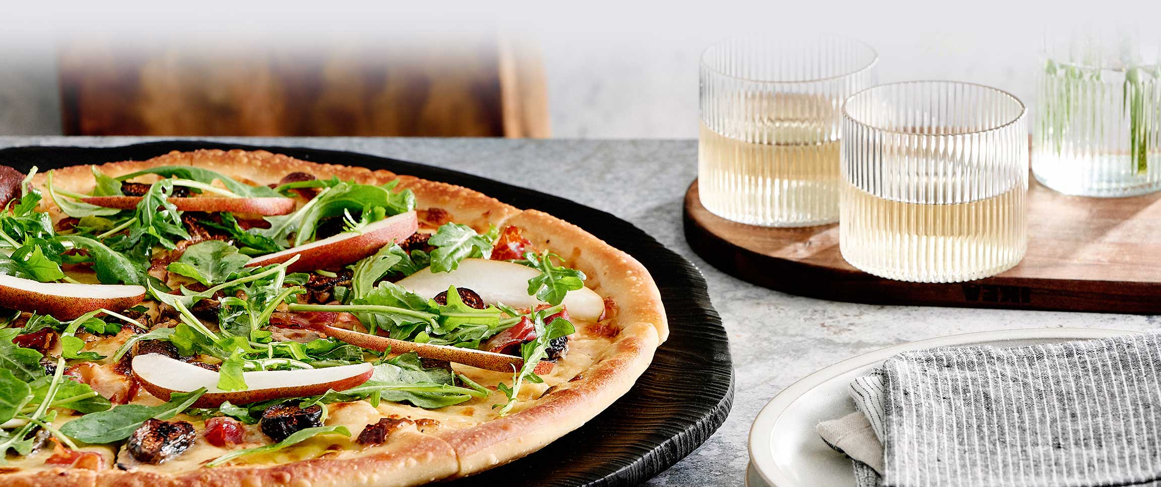 Hero - Full Width/Performancefoodservice-DISHRecipes-FiginFallPizza-herofull