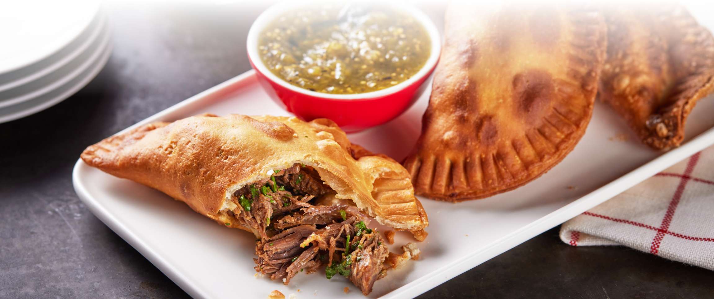 Hero - Full Width/Performancefoodservice-Recipes-Barbacoa_Empanadas-herofull