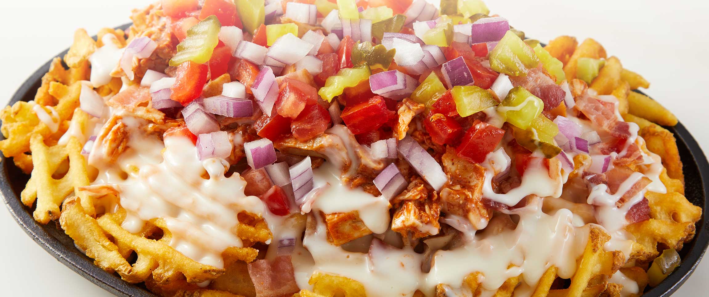 Hero - Full Width/performancefoodservice-recipes-BBQChickenWaffleFries-HeroFull