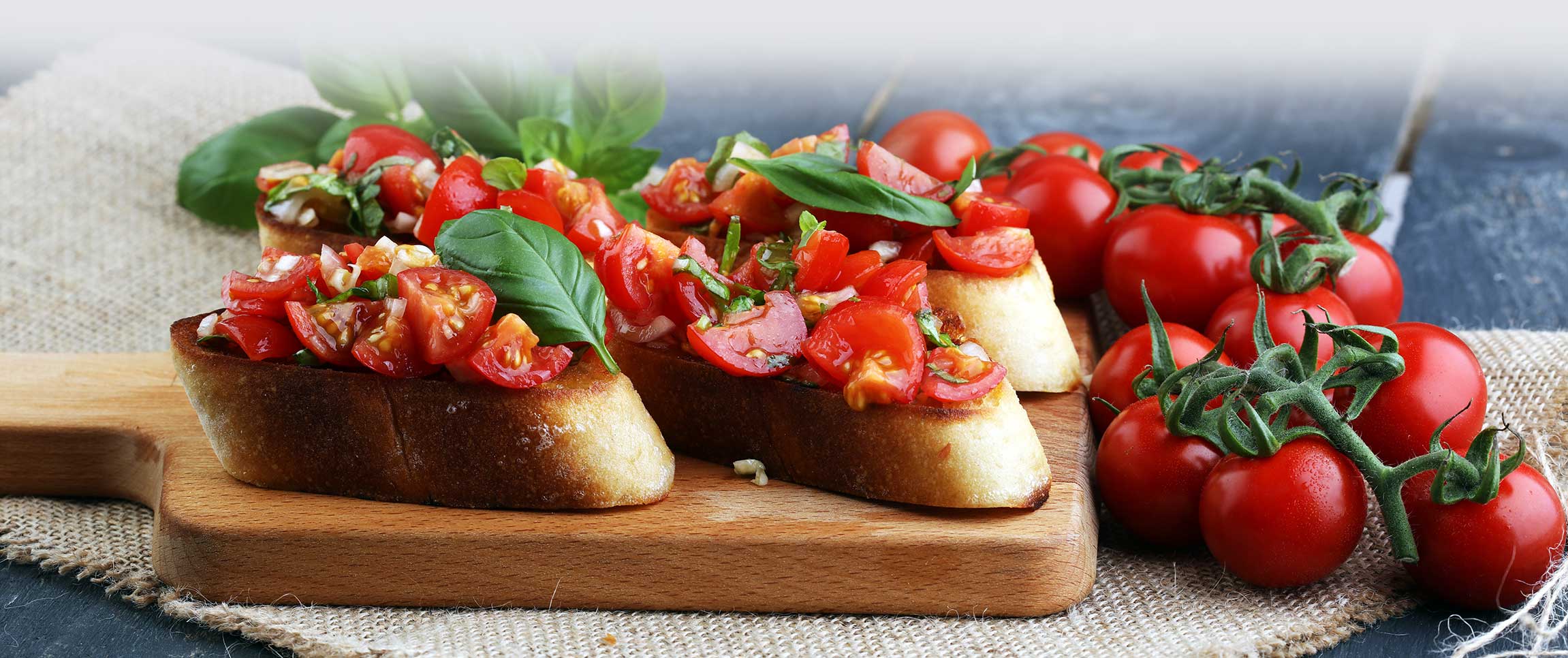 Hero - Full Width/performancefoodservice-recipes-GoatCheeseTomatoBruschetta-herofull