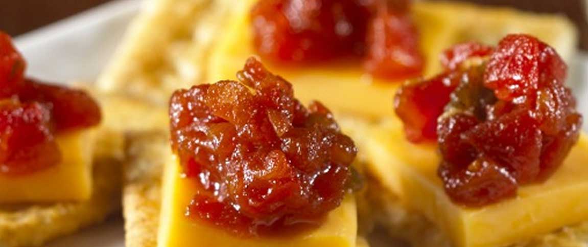 Hero - Full Width/performancefoodservice-Recipes-CHEDDARTOMATOJAM-heroFull