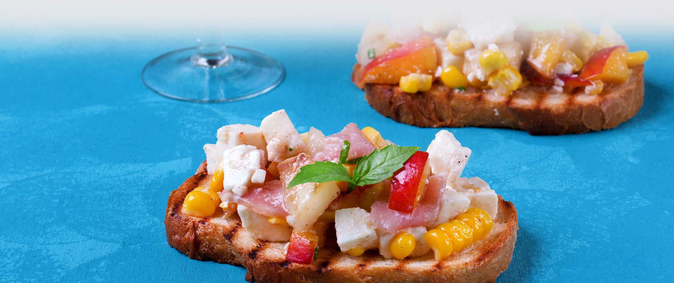 Hero - Full Width/performancefoodservice-recipes-RicottaCrostini-herofull