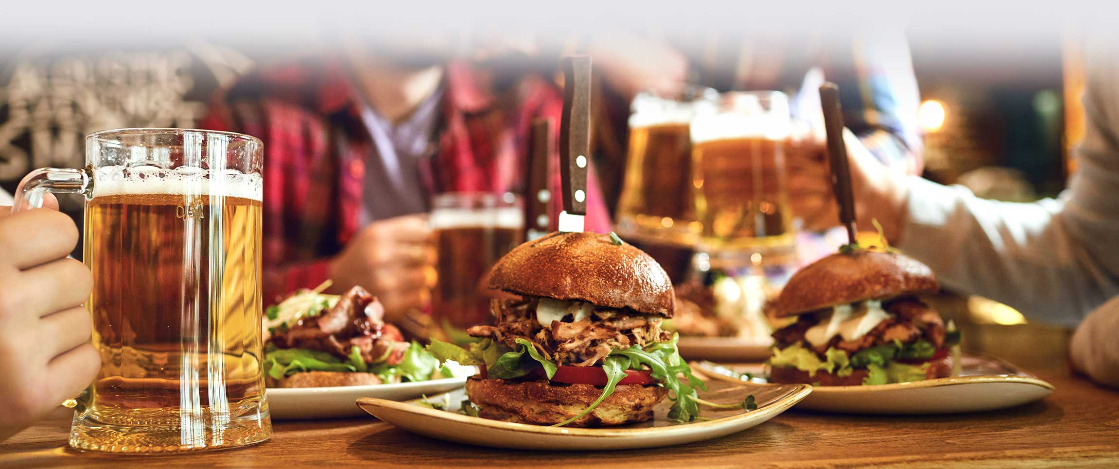 Articles/performancefoodservice-GetInspired-ToastOfTheTown-LittleRock-herofull