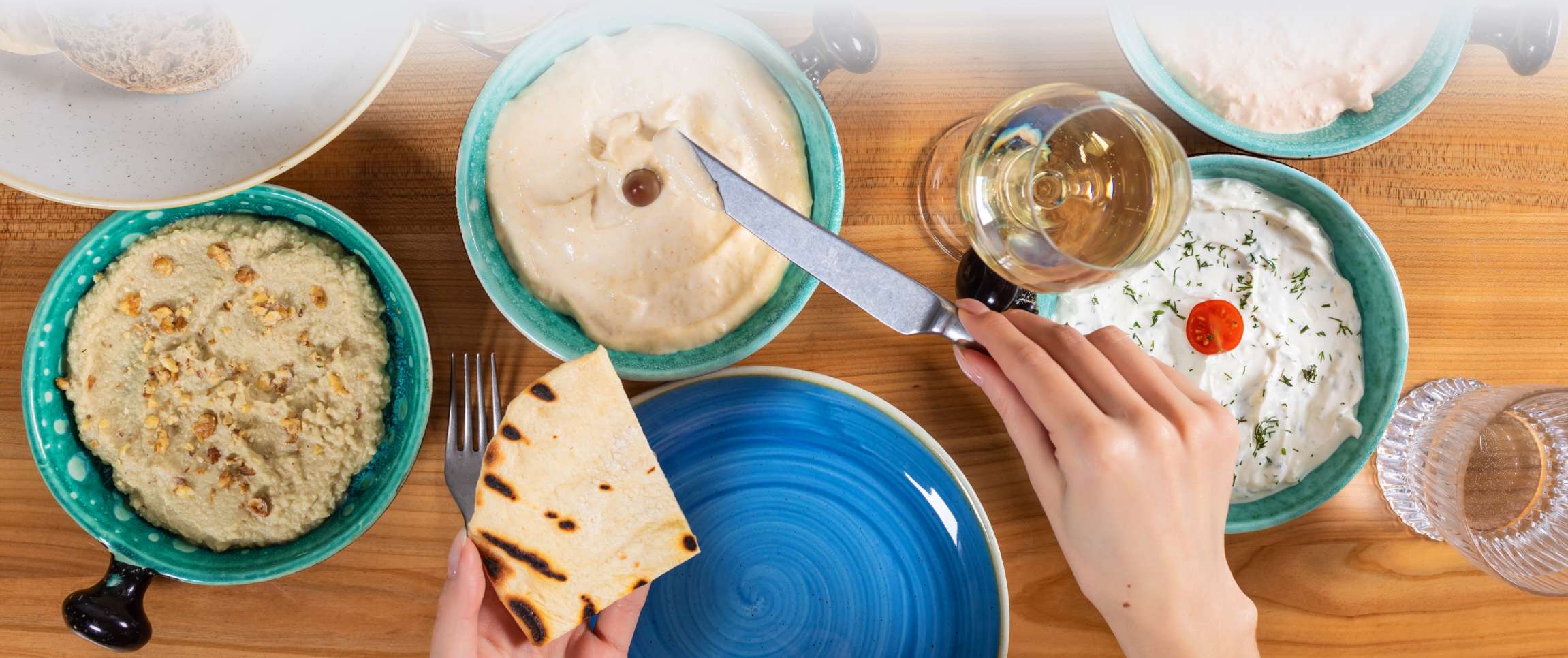 Articles/performancefoodservice-GetInspired-Hip_to_Dip-heroFull