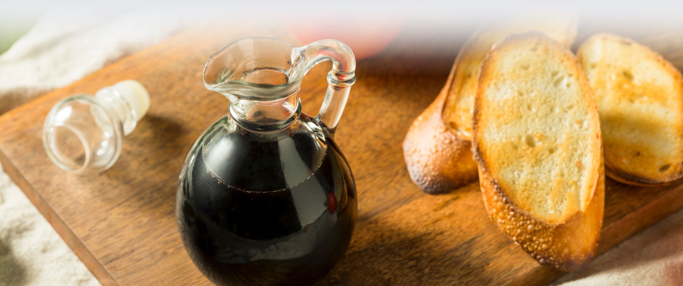 performancefoodservice-NIS-Piancone_Cooking_Wines-herofull.jpg