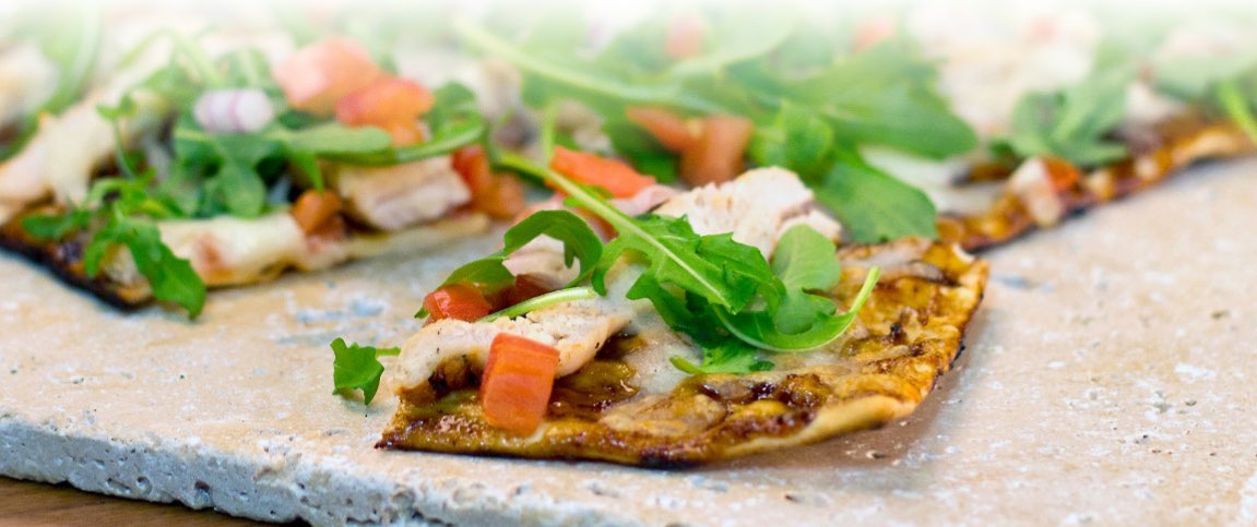 Hero - Full Width/performancefoodservice-Recipes-MOONSHINE_PIZZA-heroFull