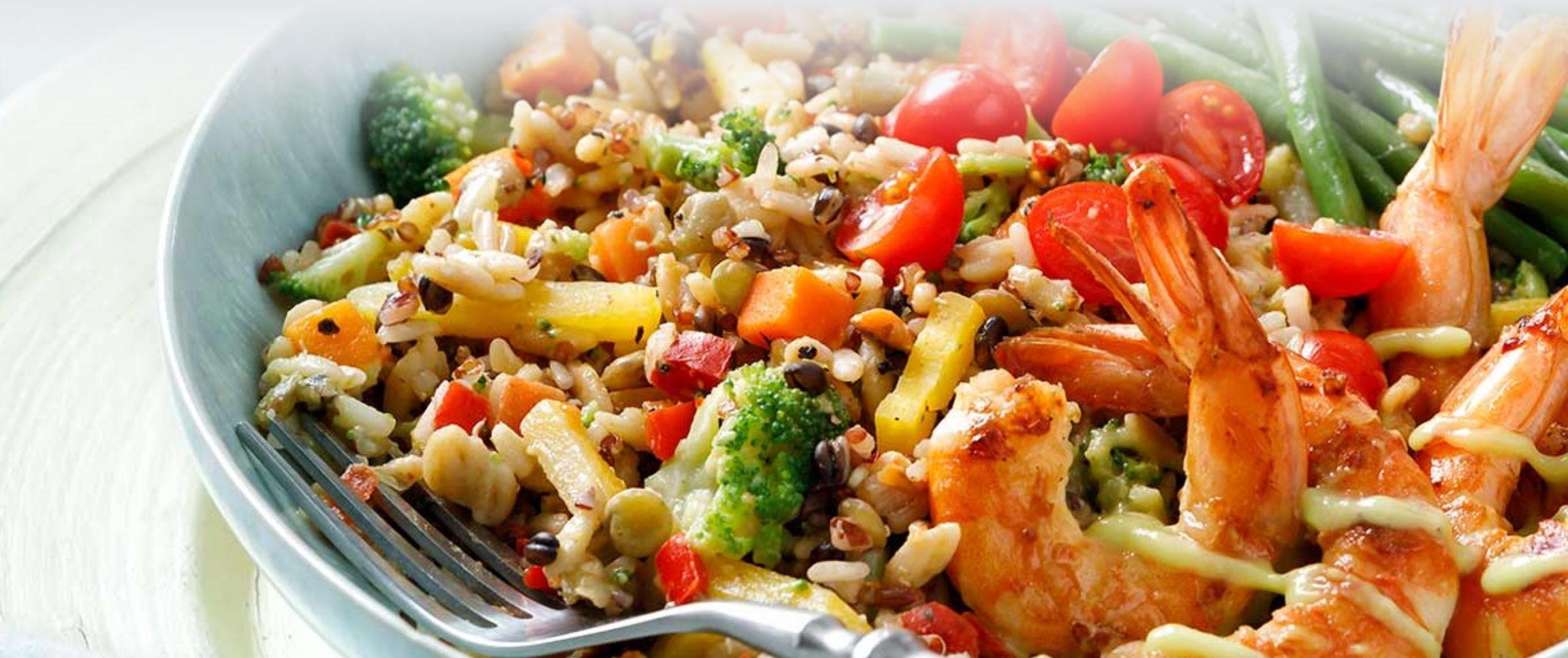 Hero - Full Width/performancefoodservice-Recipes-Shrimp_Mediterranean_Bowl-herofull