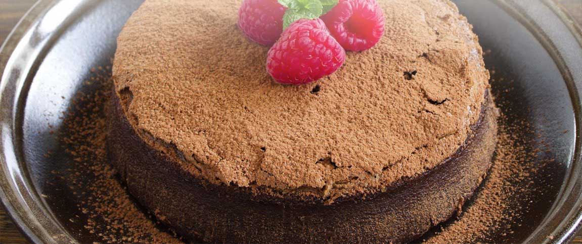 Hero - Full Width/performancefoodservice-Recipes-CHOC_FUDGE_CAKE-heroFull