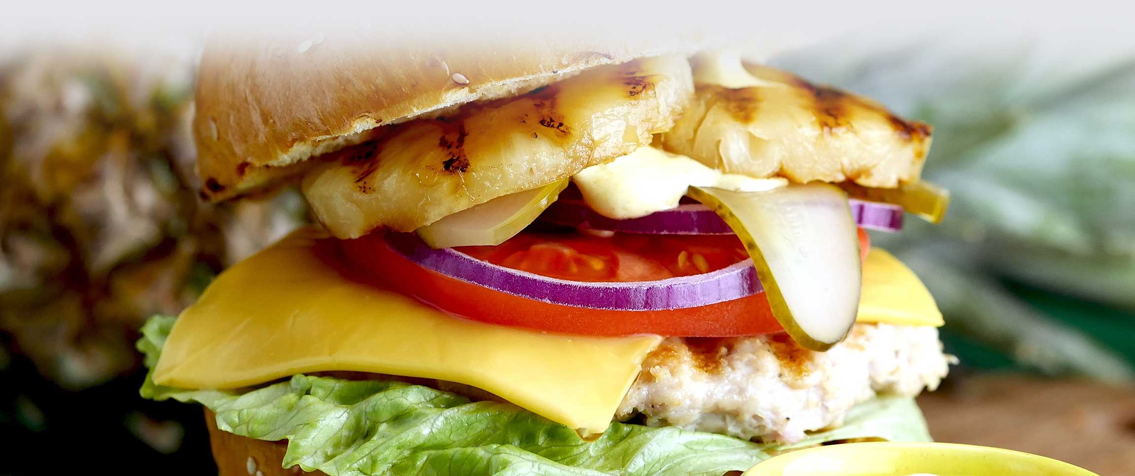Hero - Full Width/performancefoodservice-Recipes-HAWAIIAN-heroFull