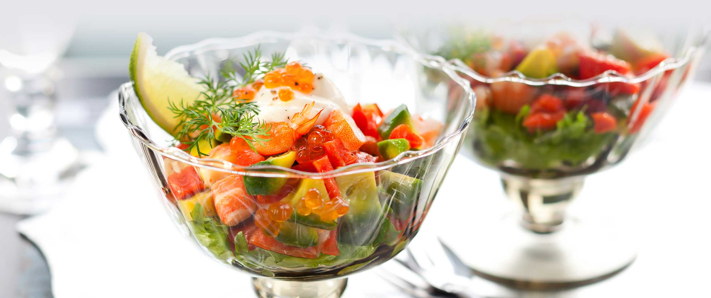 Hero - Full Width/performancefoodservice-recipes-ShrimpAvocadoCocktail-herofull