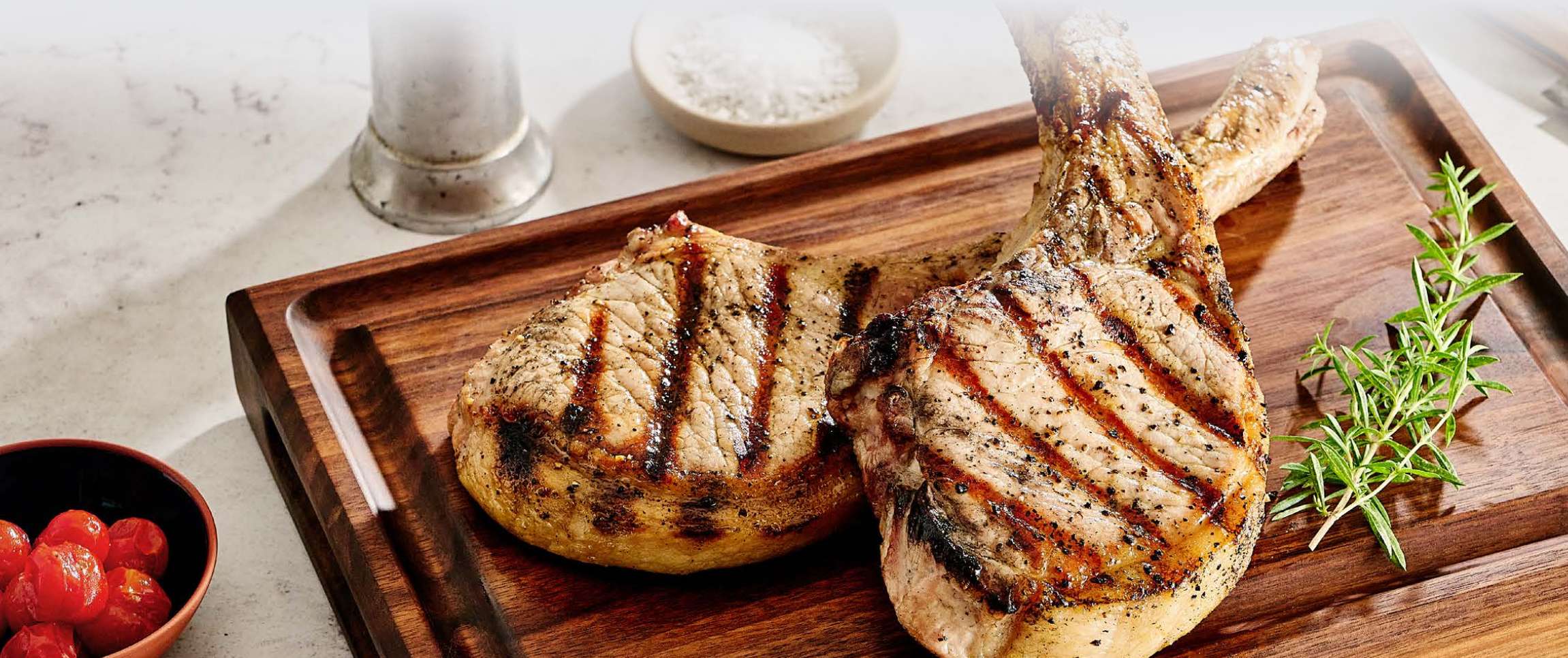 HeroFull/Performancefoodservice-NewInStock-Allegiance_10_Bone_Pork_Tomahawk-herofull