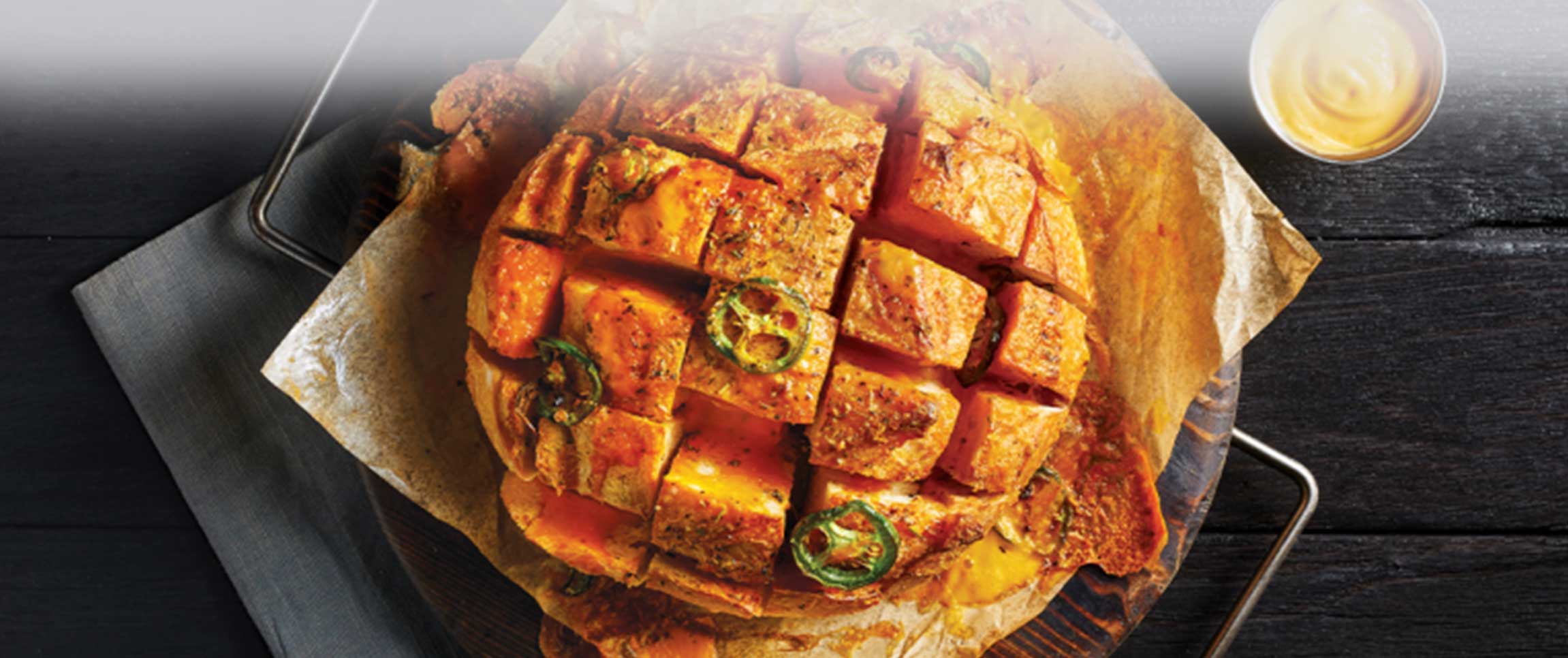 Hero - Full Width/Performancefoodservice-recipe-jalapenopullapartloaf-herofull