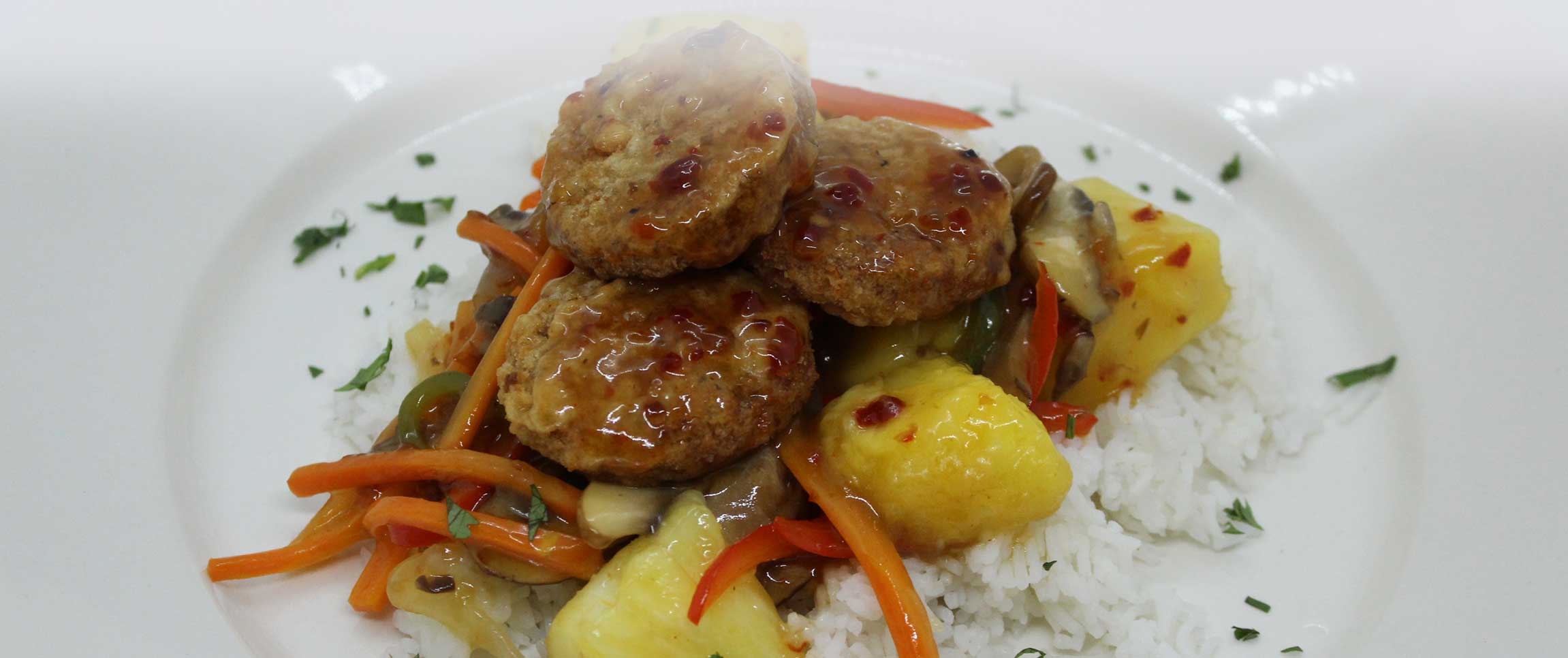Hero - Full Width/performancefoodservice-Recipes-NuggetSweetChiliStirFry-HeroFull