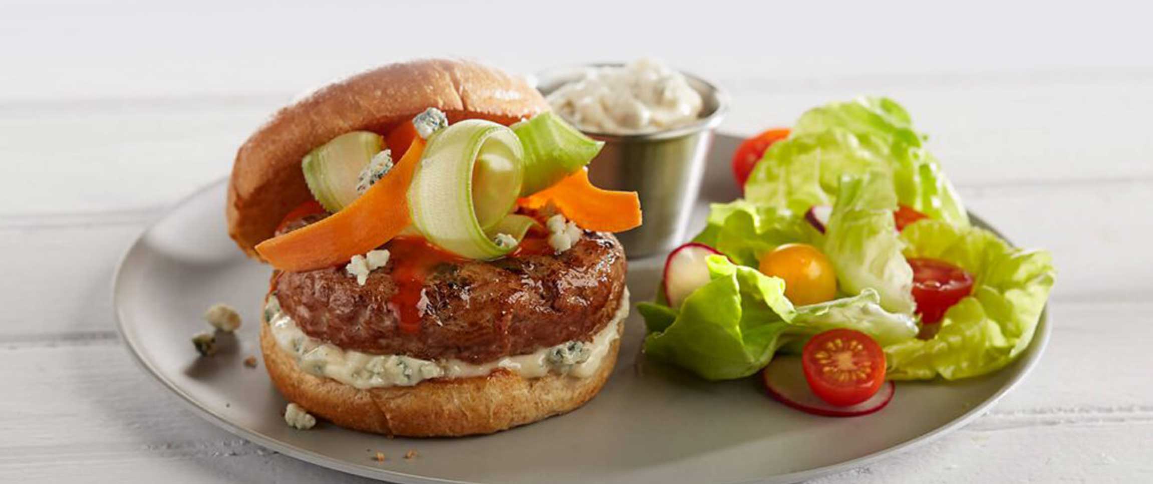 Hero - Full Width/performancefoodservice-Recipe-BuffaloTurkeyBurger-HeroFull