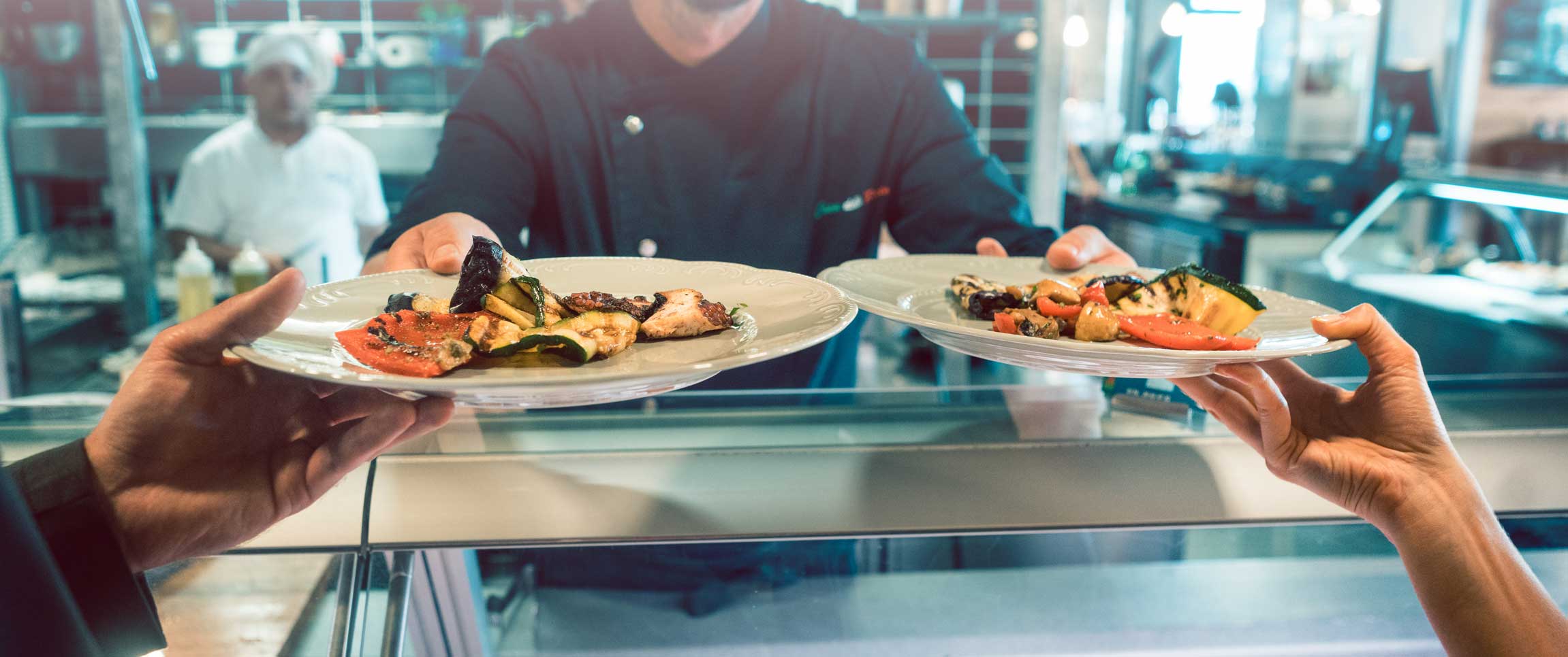 Articles/performancefoodservice-GetInspired-MasteringMultipleLocations-heroFull
