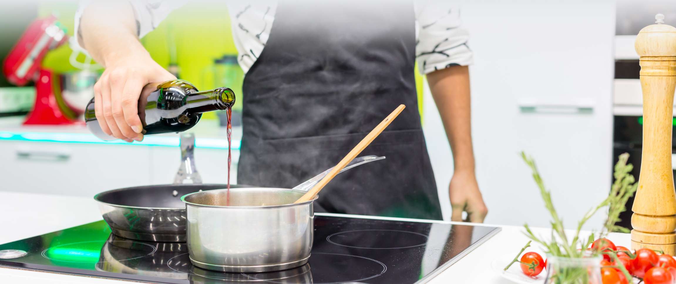 Articles/performancefoodservice-GetInspired-Use_It_Booze_It-heroFull