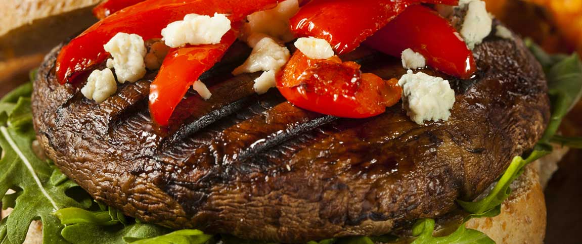 Hero - Full Width/performancefoodservice-Recipes-GRILLED_PORTOBELLO_SANDWICH-heroFull
