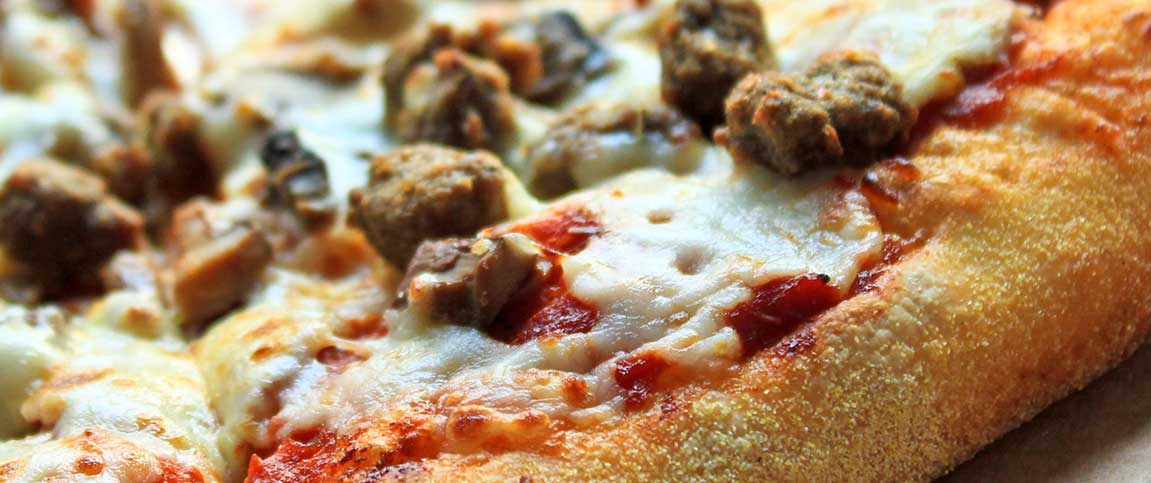 Hero - Full Width/performancefoodservice-Recipes-HOMEMADE_SAUSAGE_PIZZA-heroFull