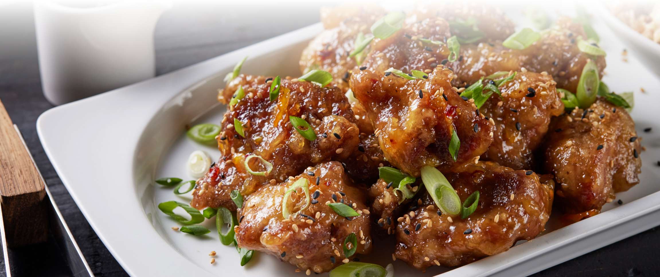 Hero - Full Width/Performancefoodservice-Recipes-OrangeGlazed_Spicy_Pork_Wing-herofull