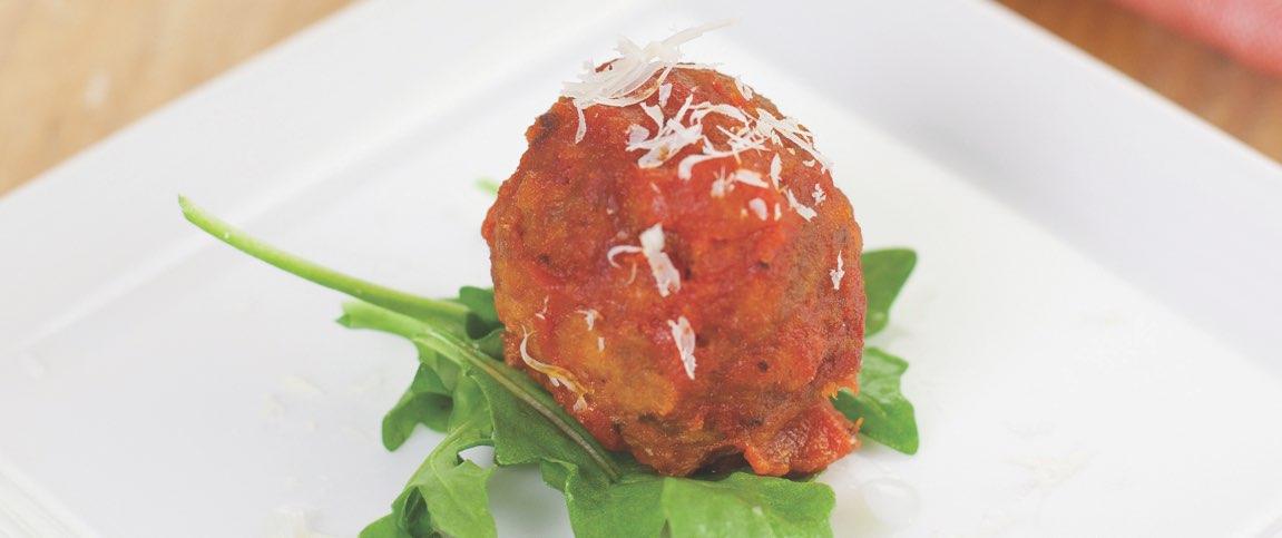 Hero - Full Width/performancefoodservice-Recipes-PEPPERONI_MEATBALLS-heroFull