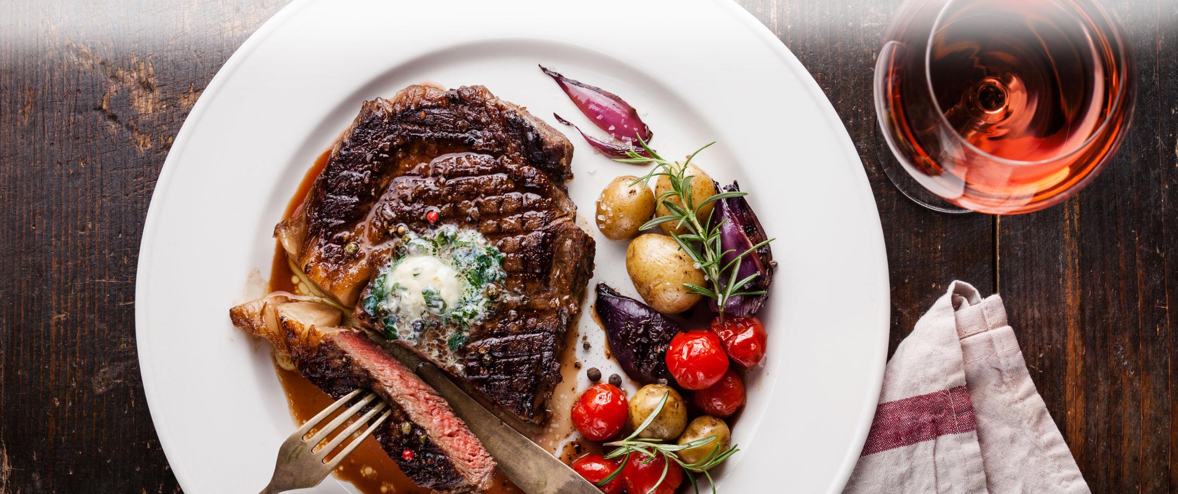 Articles/performancefoodservice-GetInspired-sell-steak-and-wine-heroFull
