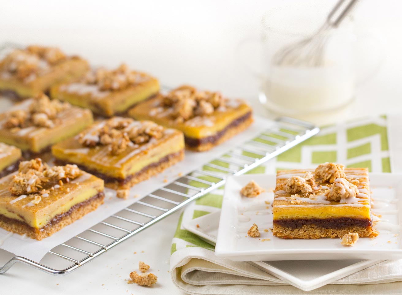 Hero - Half Width/performancefoodservice-Recipes-CINN_OATML_CUSTRD_BARS_CHOCCARROTS-heroHalf