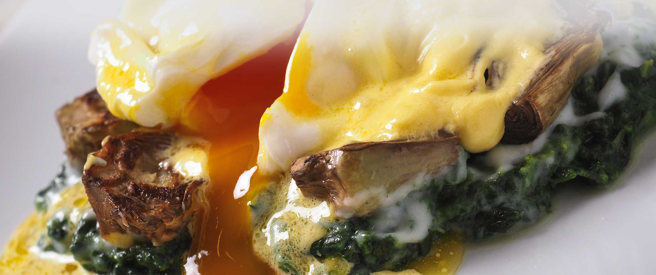 Hero - Full Width/performancefoodservice-Recipe-EggsSardou-HeroFull