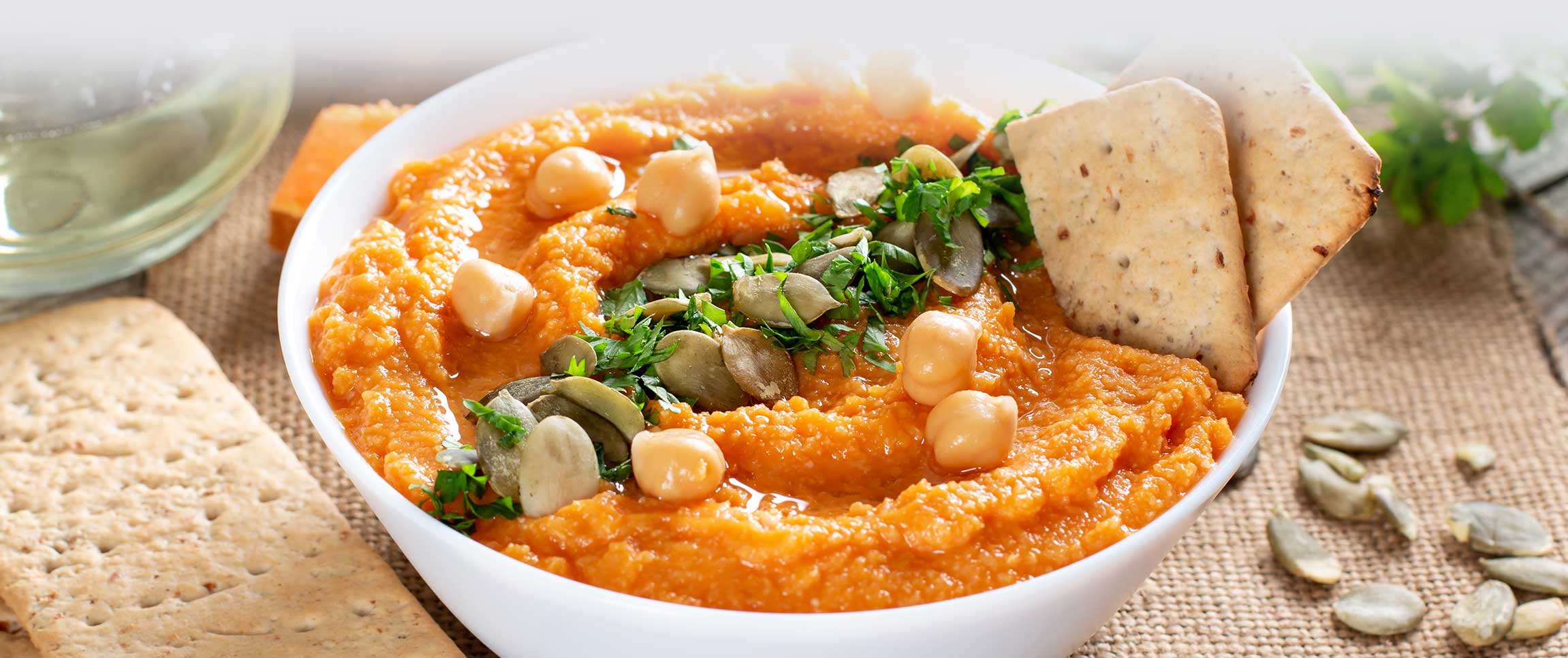 Hero - Full Width/performancefoodservice-recipes-Pumpkin_Hummus-herofull
