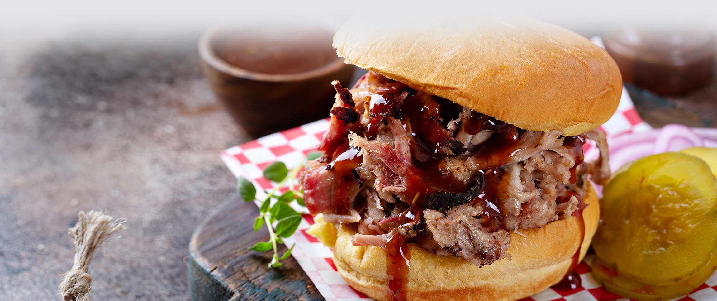Articles/performancefoodservice-GetInspired-LostInTheSauce-herofull