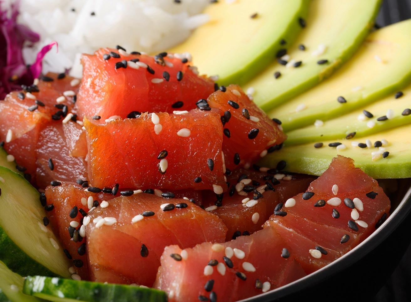Hero - Half Width/performancefoodservice-Recipes-TUNA-POKE-TWISTED-heroHalf