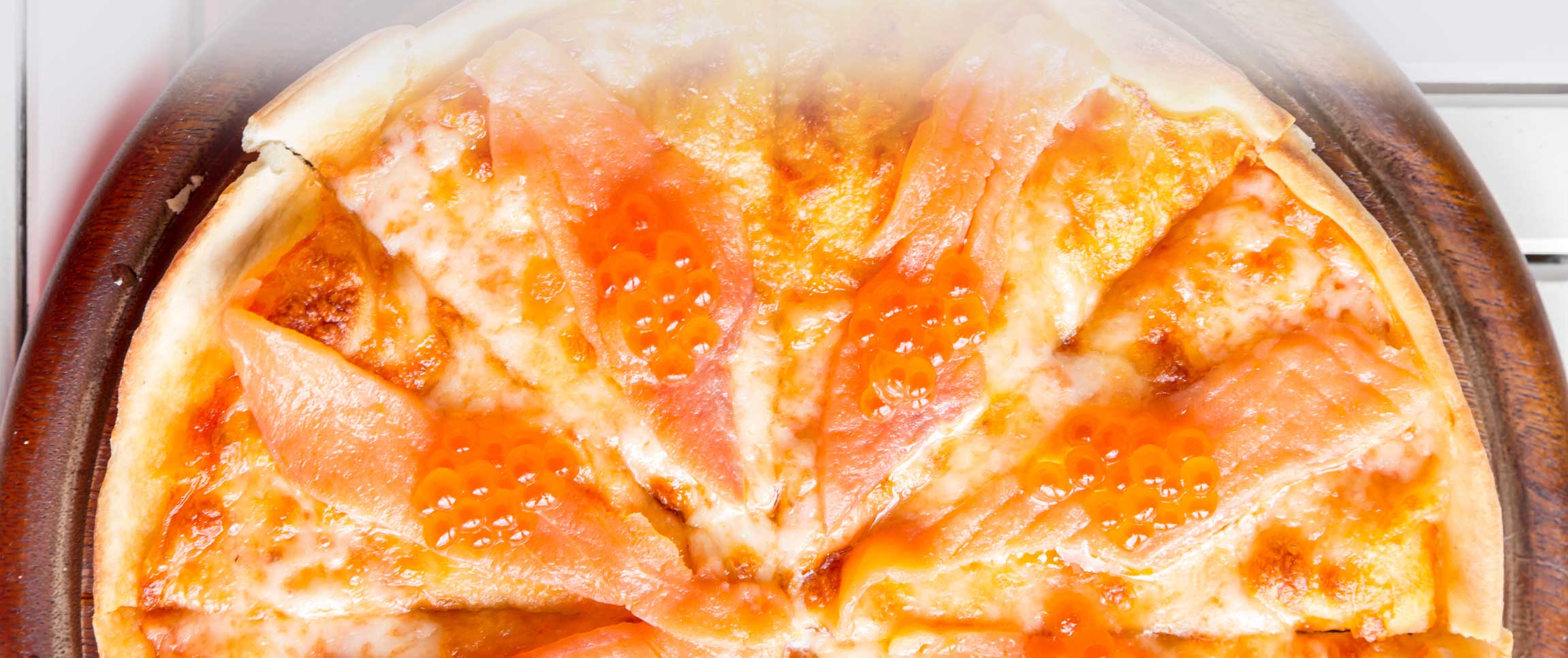 Hero - Full Width/performancefoodservice-Recipe-ColdSmokedSalmonPizza-Herofull