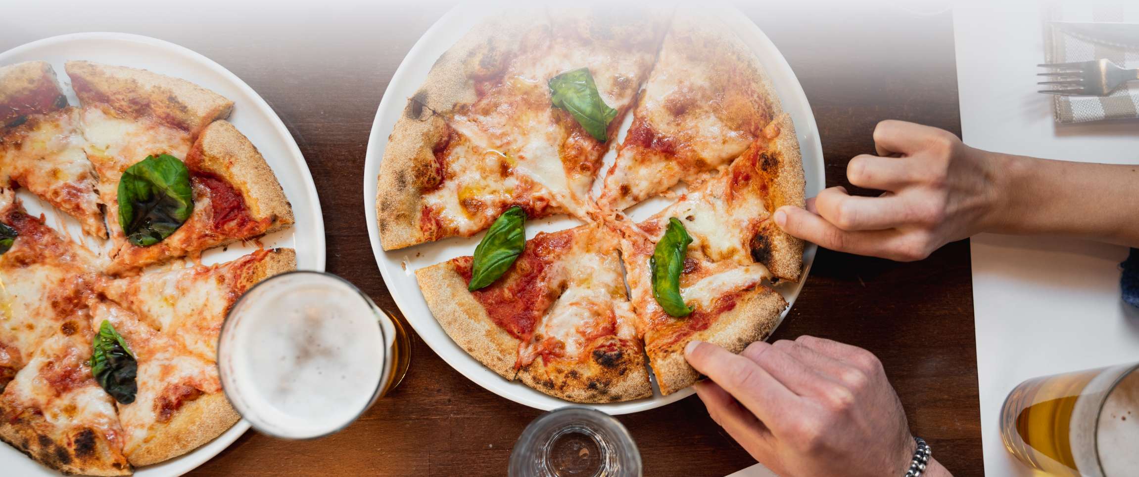 Articles/Performancefoodservice-GetInspired-Crust_Above-herofull