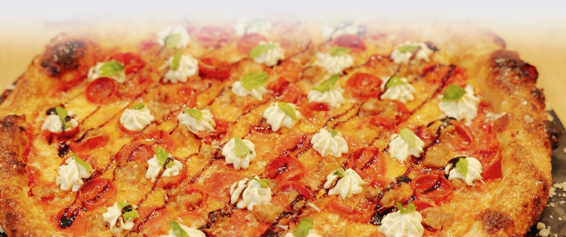 performancefoodservice-Recipes-Heat_Sweet_Pizza-HeroFull.jpg