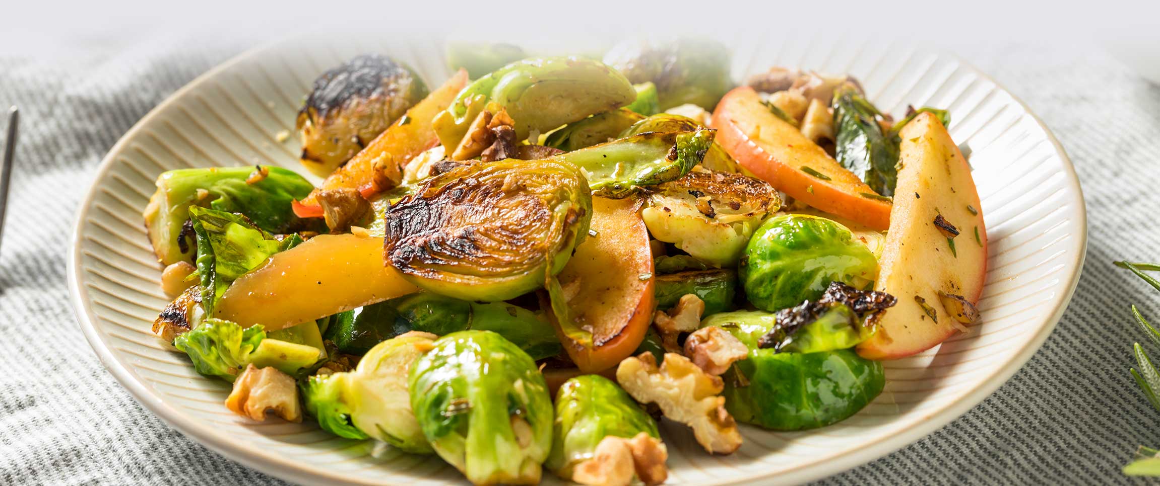 Articles/performancefoodservice-GetInspired-TapIntoHotFallFlavors-HeroFull