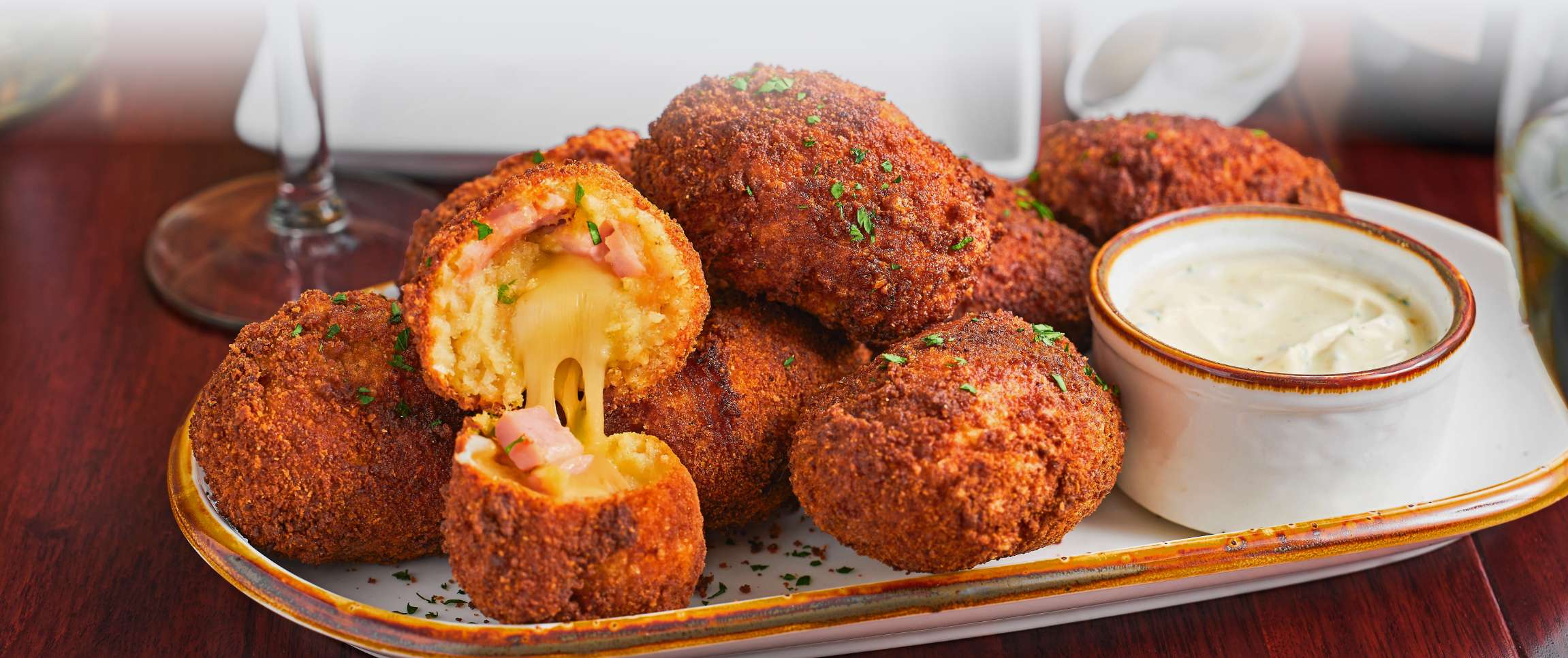 Hero - Full Width/Performancefoodservice-Recipes-Chicken_Cordon_Bleu_Croquettes-herofull