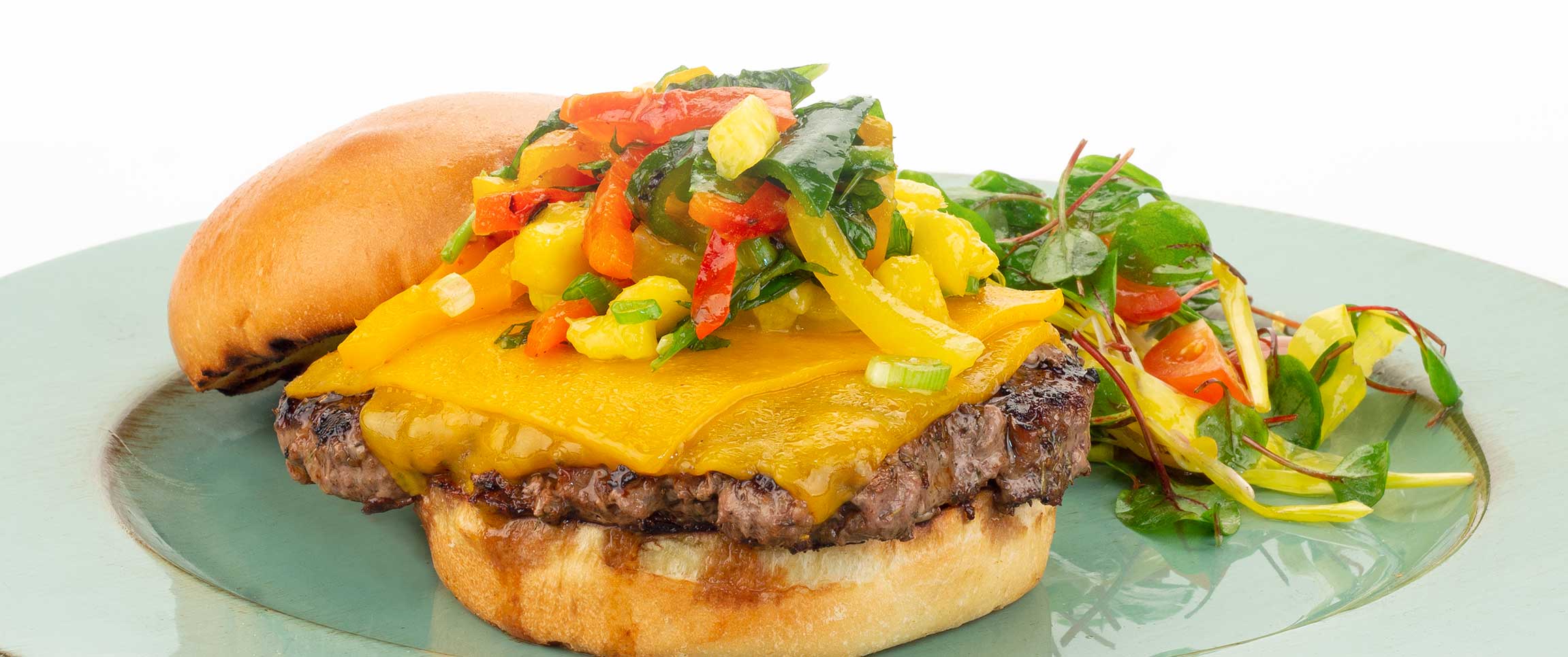 Hero - Full Width/performancefoodservice-Recipes-JamaicanBurger-HeroFull
