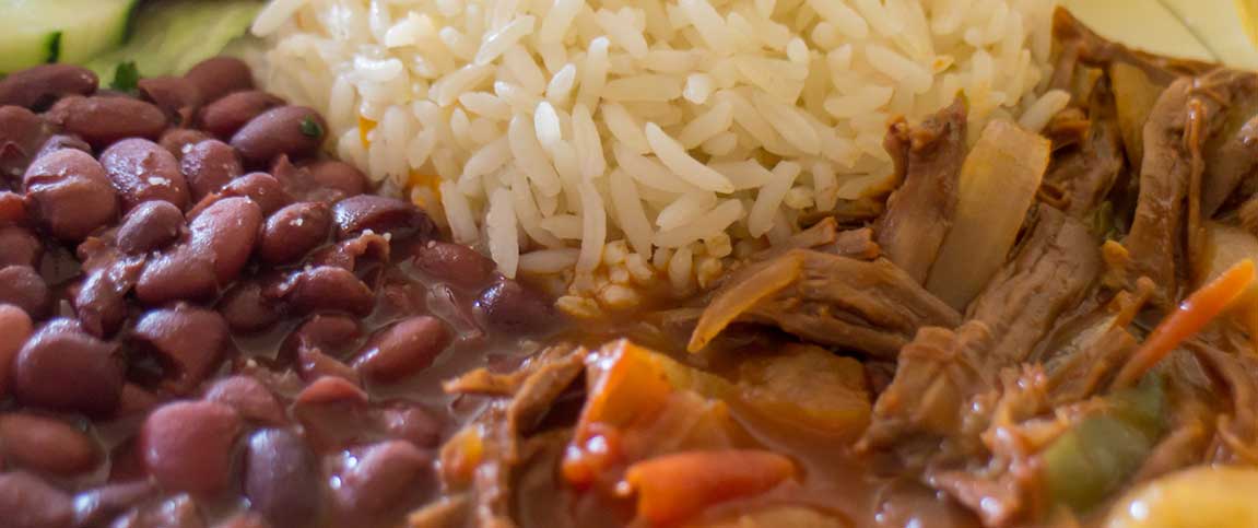 Hero - Full Width/performancefoodservice-Recipes-FEIJOADA-heroFull