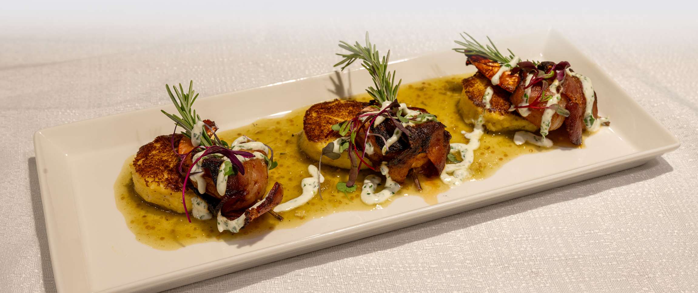 Hero - Full Width/performancefoodservice-Recipes-Contigo_Guajillo_Bacon_Shrimp-heroFull