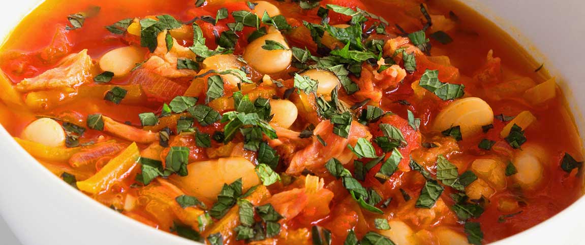 Hero - Full Width/performancefoodservice-Recipes-BUTTERBEANSHAMHOCKS-heroFull
