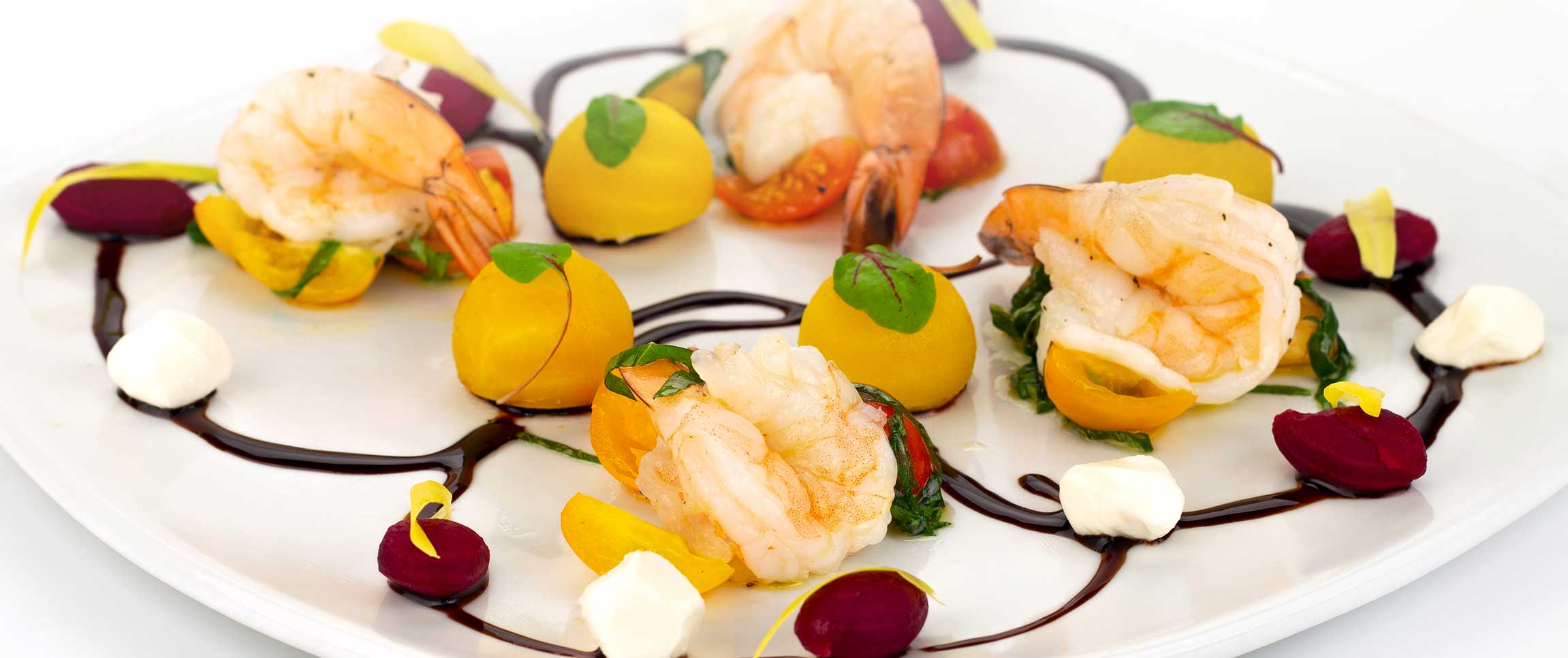 Hero - Full Width/performancefoodservice-Recipes-RoastedBeetShrimpSalad-HeroFull