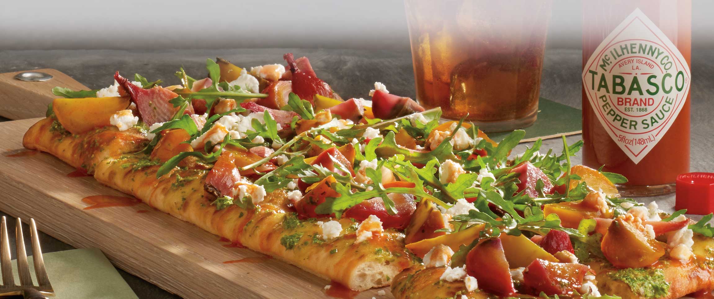 Hero - Full Width/performancefoodservice-recipes-SpicyGoatCheesePizza-herofull