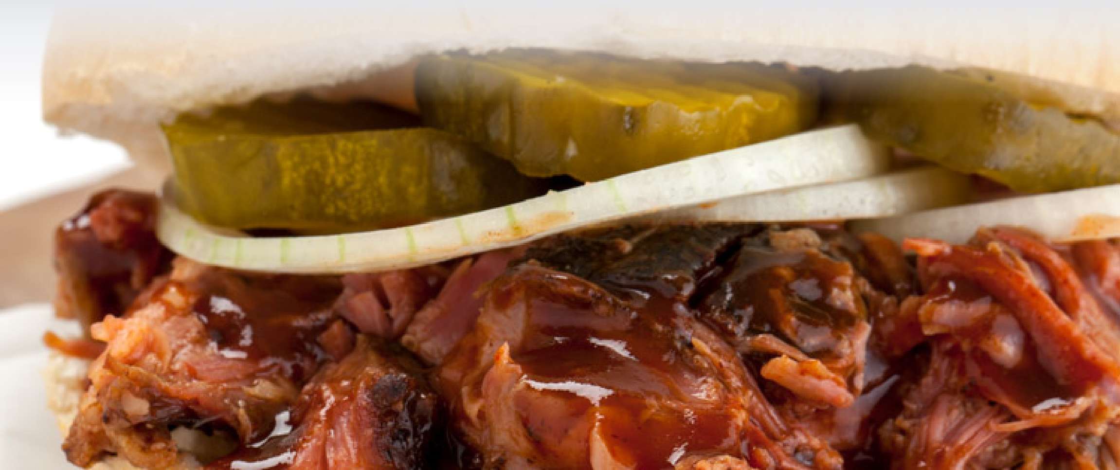 Hero - Full Width/Performancefoodservice-Recipes-BBQ_Pulled_Pork_Sandwich-herofull