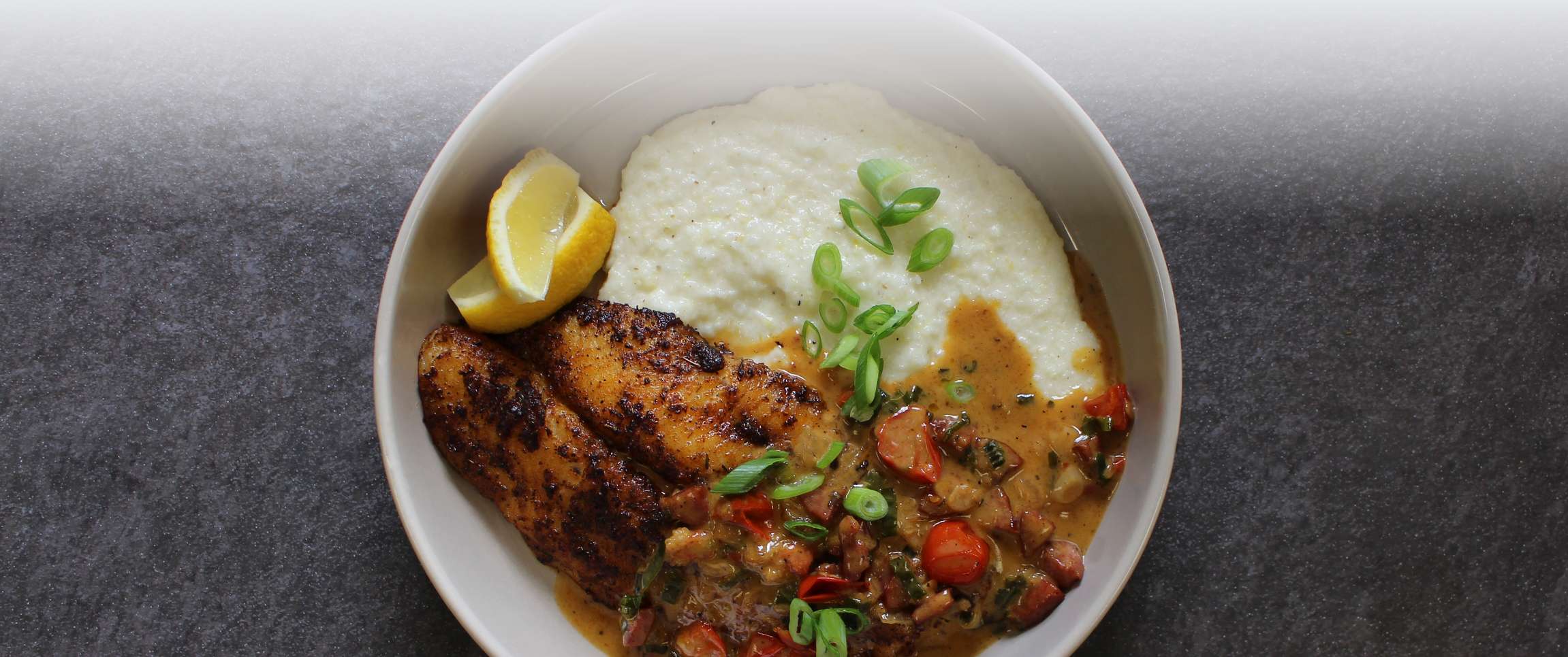 Hero - Full Width/Performancefoodservice-Recipes-Cajun_Fish_and_Grits-herofull