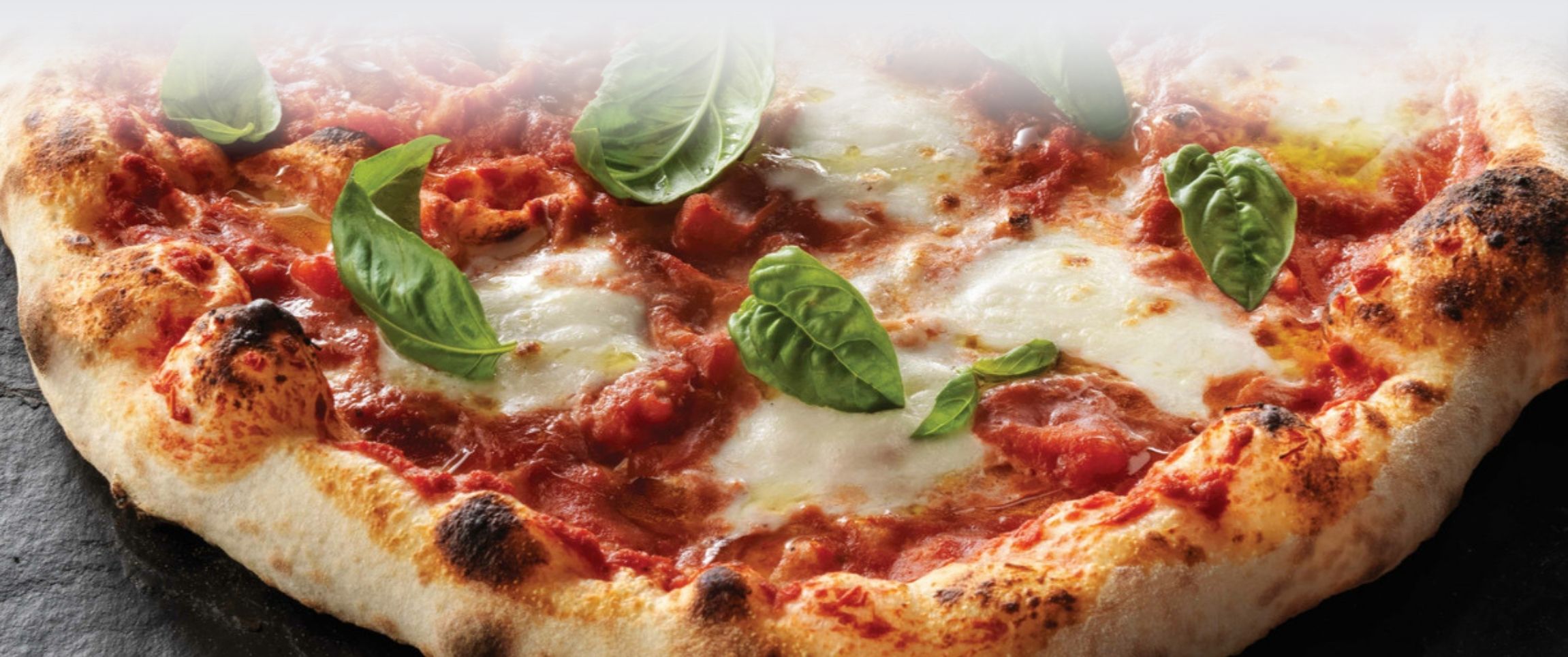 Hero - Full Width/performancefoodservice-Recipes-Premio_00_Pizza-herofull