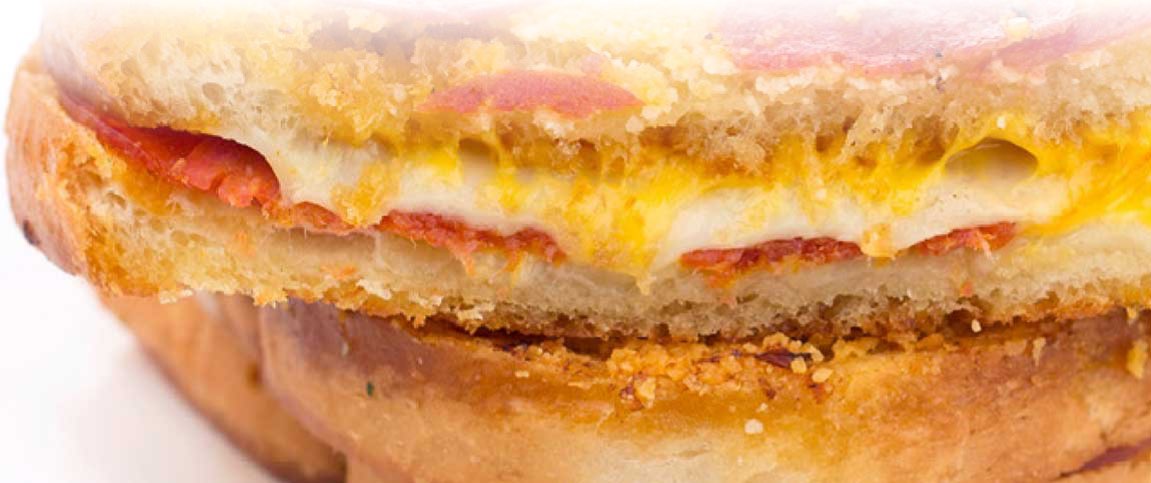 Hero - Full Width/performancefoodservice-Recipes-PIZZA_GRILLED_CHEESE-heroFull